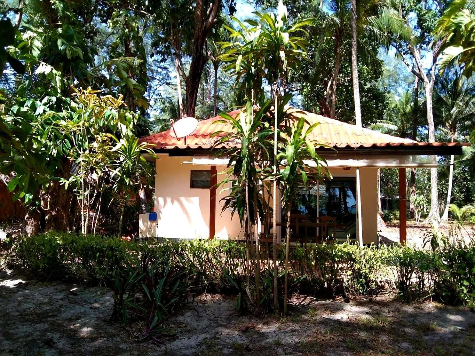 Sabai Sabai Beach Bungalows Koh Phayam Camera foto