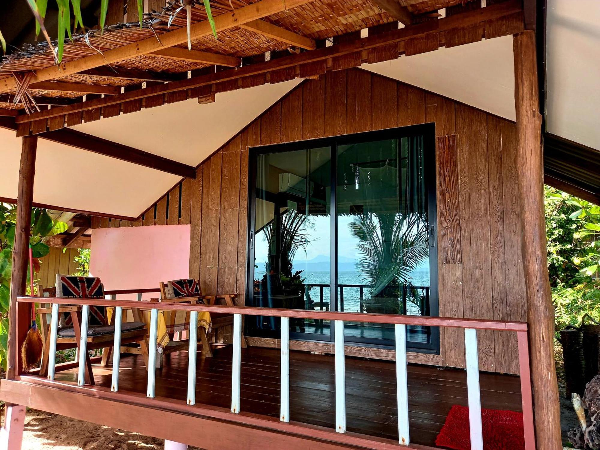 Sabai Sabai Beach Bungalows Koh Phayam Esterno foto