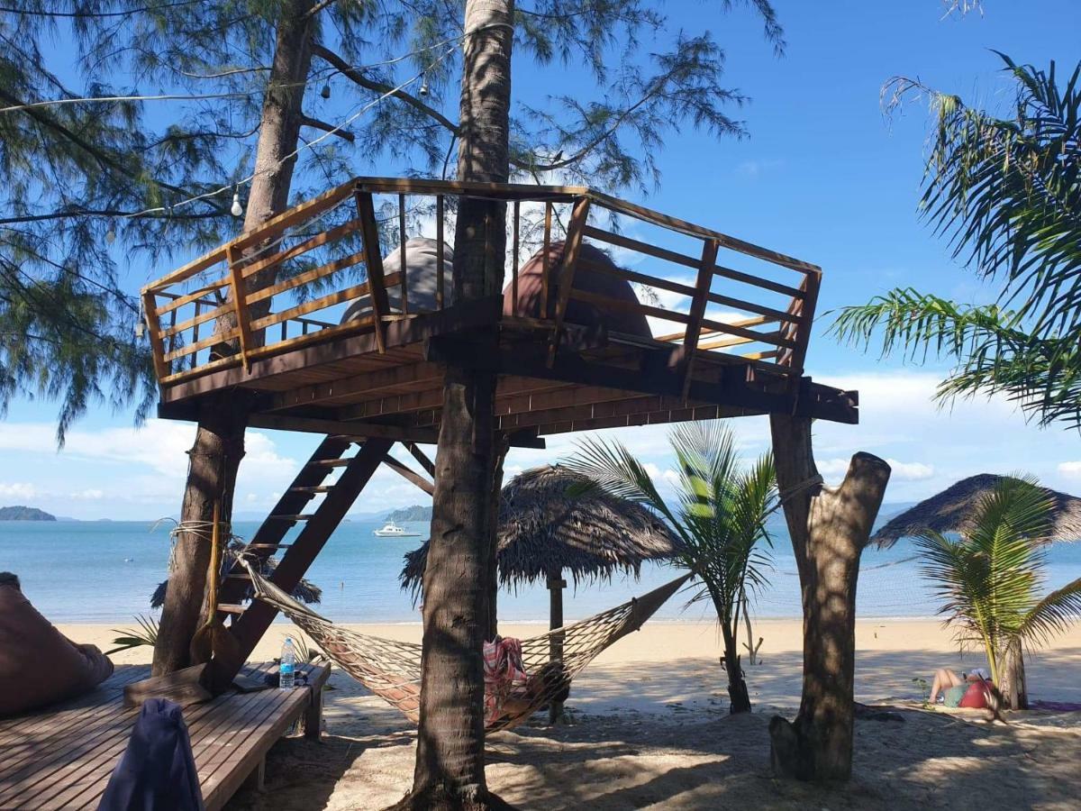 Sabai Sabai Beach Bungalows Koh Phayam Esterno foto